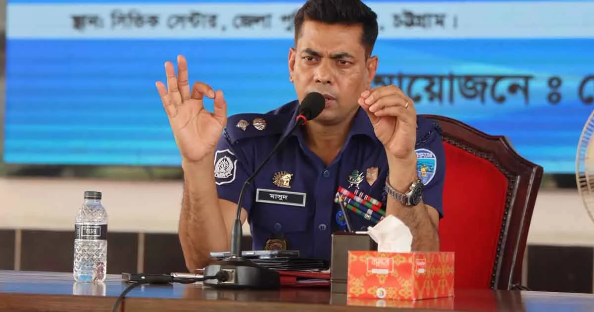 দৈনিক পূর্বকোণ - চট্টগ্রামের দৈনিক দুর্গাপূজায় গুজব ও উসকানি ঠেকাতে সতর্ক থাকার আহবান