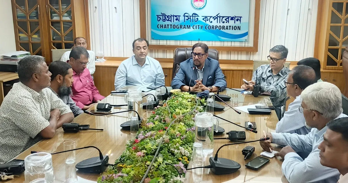 দৈনিক পূর্বকোণ - চট্টগ্রামের দৈনিক প্রযুক্তিনির্ভর যন্ত্রাংশ সংযোজন করে বর্জ্য ব্যবস্থাপনা আধুনিকায়ন করা হবে: মেয়র