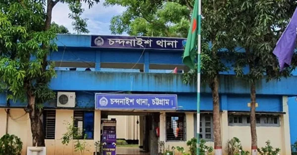 দৈনিক পূর্বকোণ - চট্টগ্রামের দৈনিক চন্দনাইশে ১০ হাজার ইয়াবাসহ গ্রেপ্তার ১
