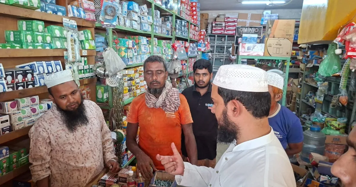 দৈনিক পূর্বকোণ - চট্টগ্রামের দৈনিক পেকুয়ায় ৬ দোকানিকে জরিমানা