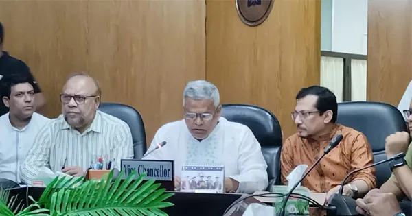 রাবিতে সাংবাদিক পেটানোর ঘটনায় ছাত্রদলের ৪ নেতা-কর্মীর ছাত্রত্ব বাতিলের সুপারিশ
